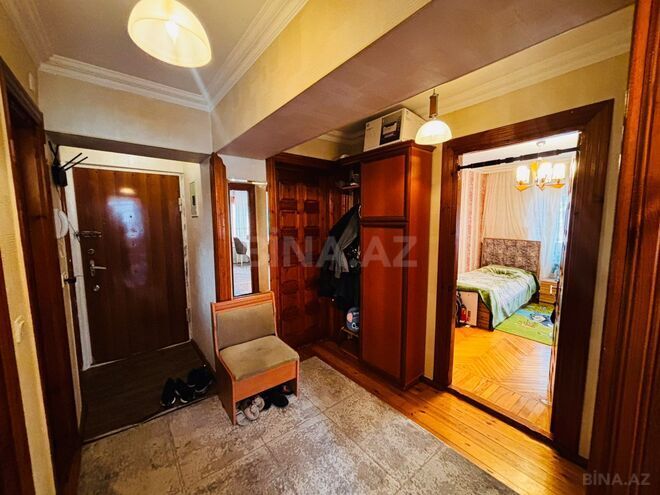 Продаётся 3-комн. вторичка 65 м², м. Иншаатчылар, photo 14 from 18