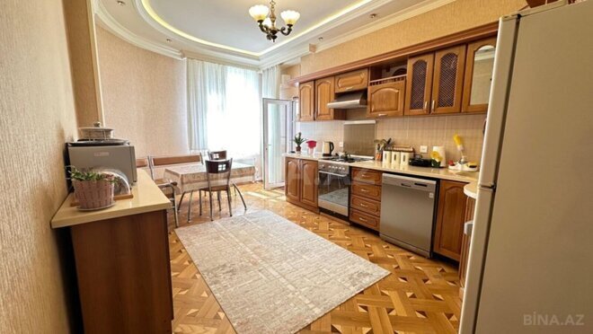 Продаётся 3-комн. новостройка 145 м², м. Иншаатчылар, photo 9 from 13