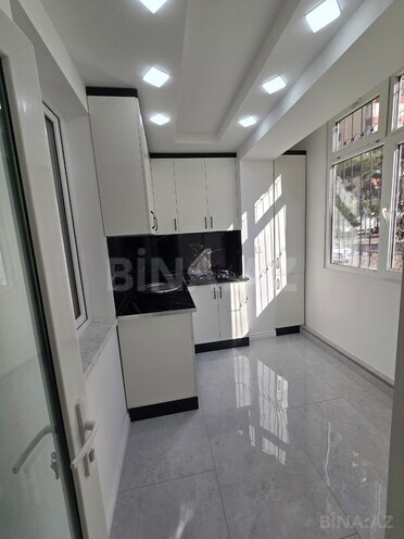 Продаётся 3-комн. вторичка 60 м², м. Ази Асланов, photo 6 from 14