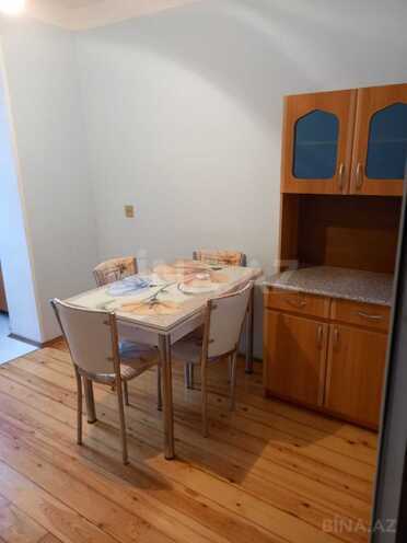 Satılır 2 otaqlı köhnə tikili 65 m², Həzi Aslanov m., photo 1 from 12