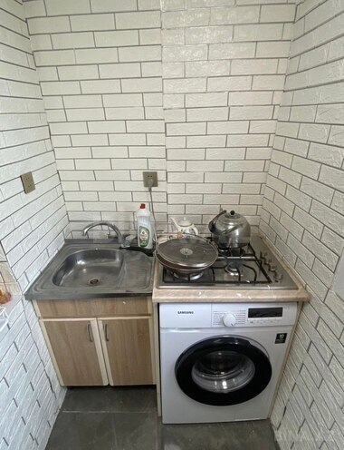 Продаётся 2-комн. вторичка 35 м², м. Кара Караев, photo 4 from 14