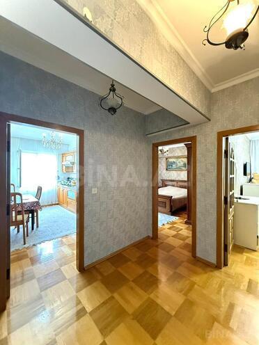 Продаётся 3-комн. новостройка 90 м², м. Иншаатчылар, photo 13 from 19