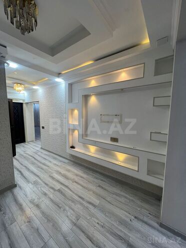 Satılır 3 otaqlı köhnə tikili 80 m², Bakıxanov q., photo 1 from 16