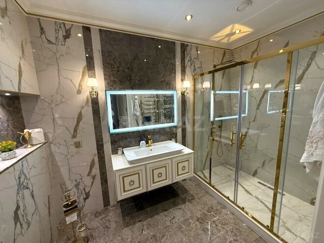 Satılır 8 otaqlı həyət evi/bağ evi 800 m², Novxanı q., photo 18 from 30