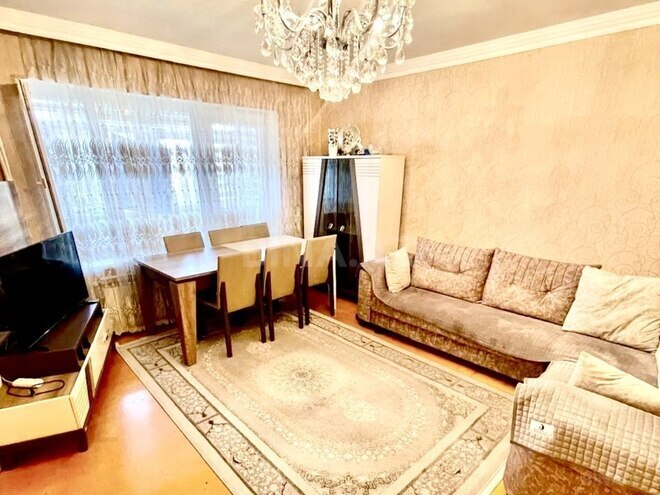 Продаётся 3-комн. вторичка 90 м², м. Кара Караев, photo 4 from 24