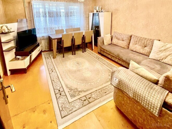 Продаётся 3-комн. вторичка 90 м², м. Кара Караев, photo 3 from 24