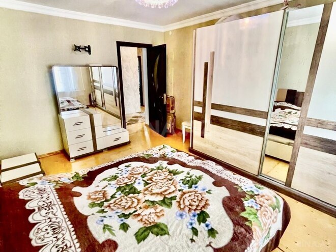 Продаётся 3-комн. вторичка 90 м², м. Кара Караев, photo 14 from 24