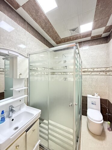 Satılır 6 otaqlı həyət evi/bağ evi 285 m², Mərdəkan q., photo 31 from 32