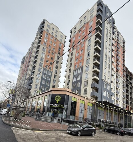 Продаётся 3-комн. новостройка 100 м², м. Кара Караев, photo 1 from 10