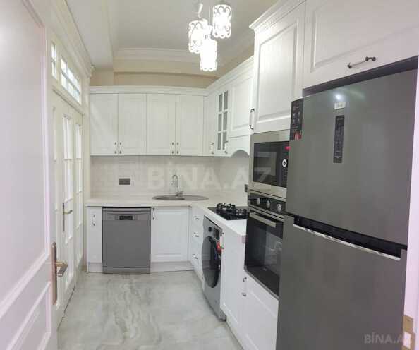 Сдаётся 3-комн. новостройка 110 м², Насиминский  р., photo 10 from 12