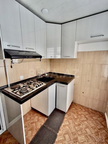 Satılır 2 otaqlı köhnə tikili 55 m², Xalqlar Dostluğu m., photo 11 from 12