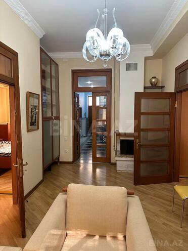 Сдаётся 3-комн. вторичка 100 м², м. Сахил, photo 11 from 16