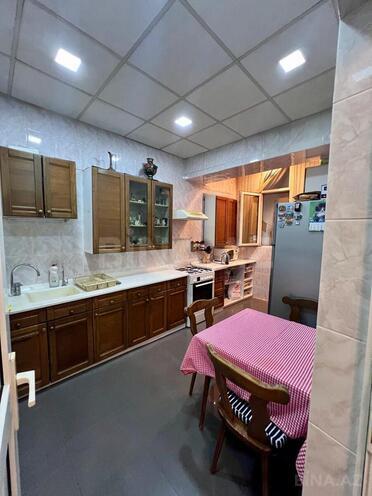 Продаётся 4-комн. вторичка 155 м², Бинагадинский р., photo 16 from 22