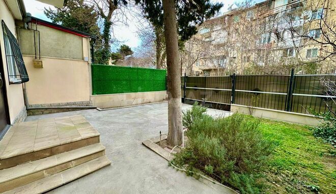 Продаётся 4-комн. вторичка 155 м², Бинагадинский р., photo 7 from 22