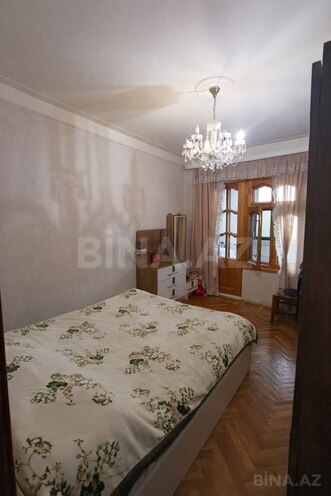 Satılır 5 otaqlı köhnə tikili 120 m², Azadlıq Prospekti m., photo 4 from 15
