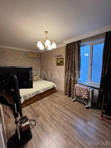 Satılır 4 otaqlı köhnə tikili 90 m², İnşaatçılar m., photo 8 from 15