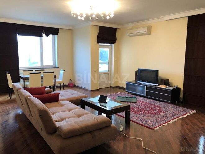 Сдаётся 3-комн. новостройка 140 м², м. Низами, photo 4 from 15