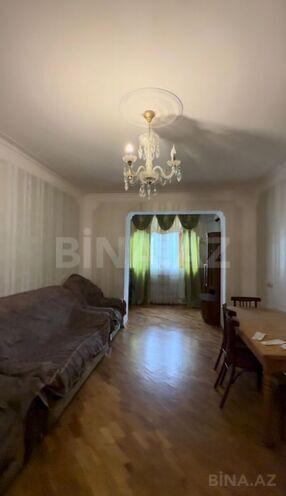 Продаётся 3-комн. вторичка 75 м², м. Ази Асланов, photo 5 from 19