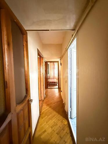 Продаётся 3-комн. вторичка 75 м², м. Ази Асланов, photo 13 from 19