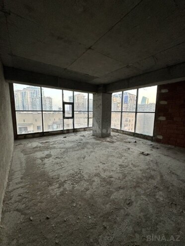 Satılır 5 otaqlı yeni tikili 193 m², Ağ şəhər q., photo 1 from 6