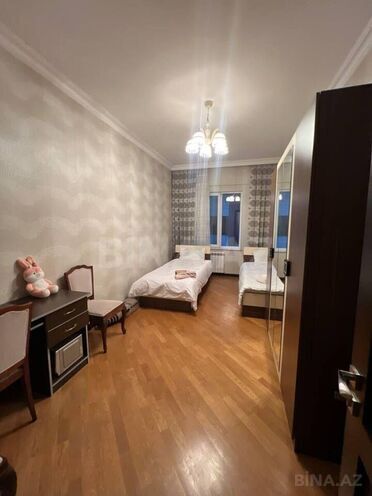 Продаётся 3-комн. новостройка 100 м², м. Низами, photo 10 from 17