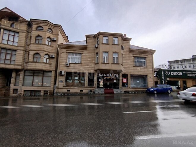 İcarəyə verilir  obyekt 338 m², 8 Noyabr m., photo 1 from 9