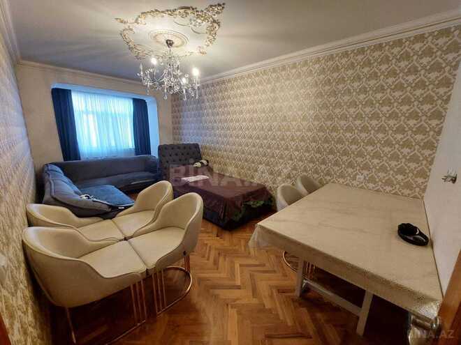 Satılır 4 otaqlı köhnə tikili 105 m², Bakıxanov q., photo 12 from 16