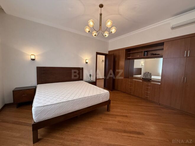 İcarəyə verilir 9 otaqlı həyət evi/bağ evi 600 m², Bilgəh q., photo 21 from 32