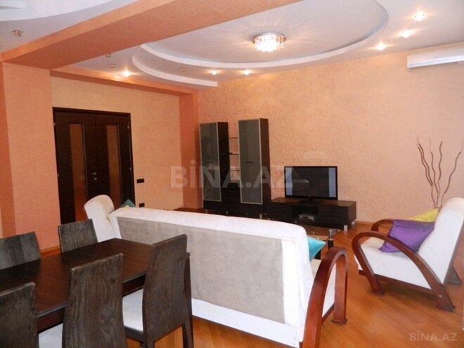 Продаётся 2-комн. новостройка 110 м², м. Гянджлик, photo 15 from 18