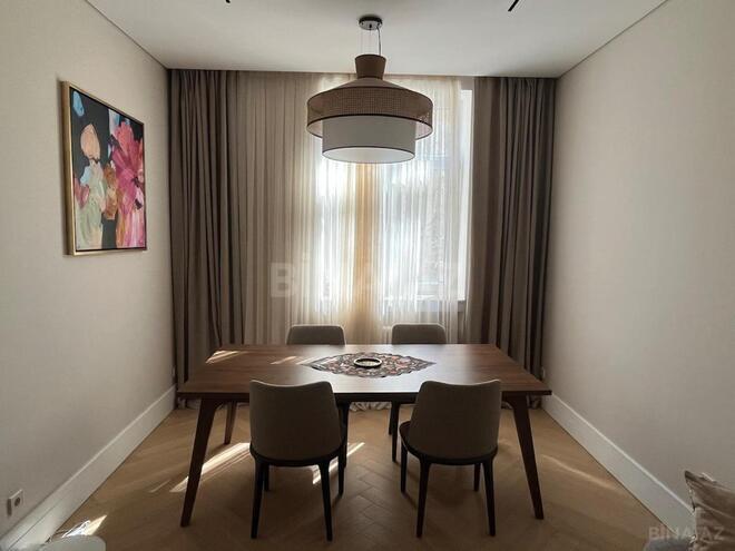 Продаётся 2-комн. вторичка 55 м², Насиминский  р., photo 1 from 19