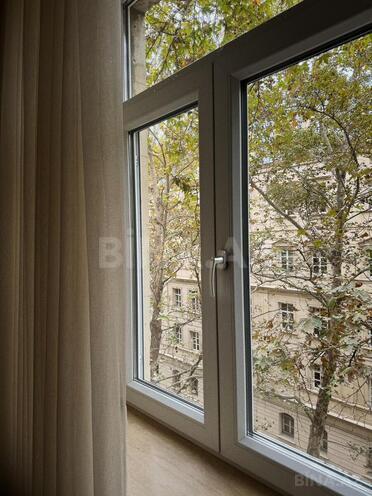 Продаётся 2-комн. вторичка 55 м², Насиминский  р., photo 9 from 19