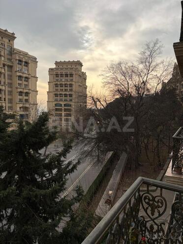 Satılır 3 otaqlı köhnə tikili 80 m², İçəri Şəhər m., photo 9 from 10