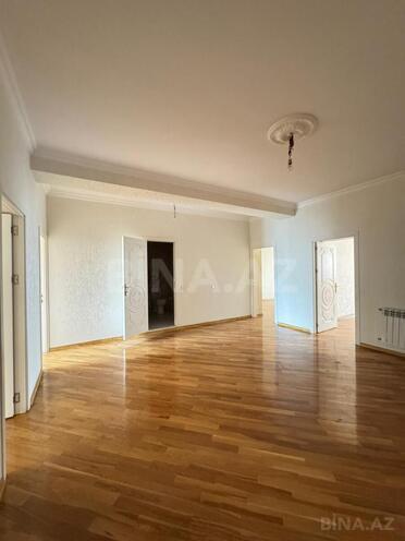 Продаётся 3-комн. новостройка 158 м², м. Элмляр Академиясы, photo 3 from 9