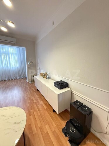 Satılır 3 otaqlı köhnə tikili 85 m², Azadlıq Prospekti m., photo 12 from 28