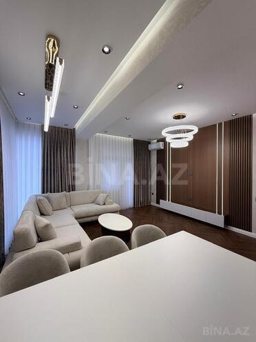 Продаётся 3-комн. новостройка 140 м², м. Гянджлик, photo 1 from 16