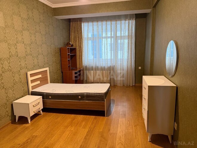 Сдаётся 3-комн. новостройка 135 м², Ясамальский р., photo 3 from 14