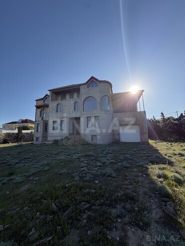 Satılır 14 otaqlı həyət evi/bağ evi 750 m², Qala q., photo 1 from 24