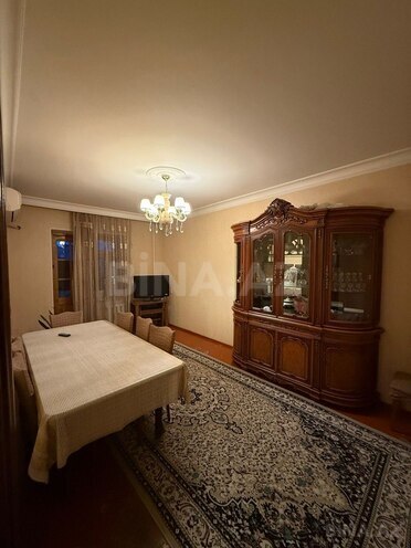 Satılır 4 otaqlı köhnə tikili 100 m², Azadlıq Prospekti m., photo 1 from 20