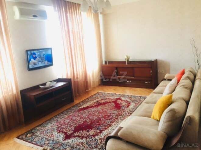 İcarəyə verilir 2 otaqlı köhnə tikili 55 m², Memar Əcəmi m., photo 1 from 14