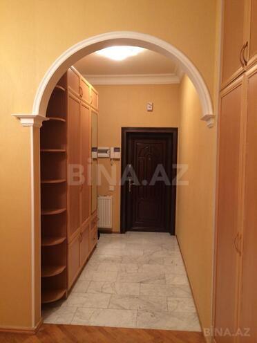 Сдаётся 4-комн. новостройка 200 м², м. Низами, photo 16 from 20