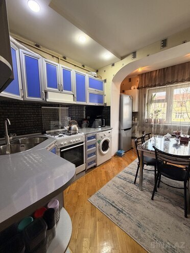 Продаётся 2-комн. вторичка 55 м², Абшеронcкий  р., photo 7 from 16