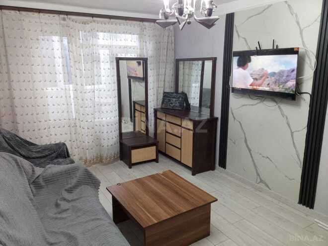 Сдаётся 3-комн. вторичка 70 м², м. Низами, photo 3 from 31