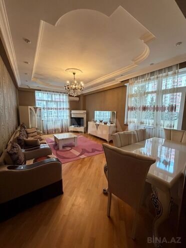 Сдаётся 2-комн. новостройка 106 м², м. Ази Асланов, photo 1 from 17