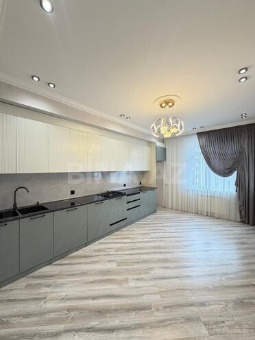 Продаётся 3-комн. новостройка 106 м², м. Ази Асланов, photo 1 from 18