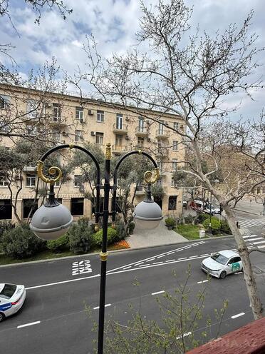 İcarəyə verilir 3 otaqlı köhnə tikili 70 m², 28 May m., photo 17 from 19