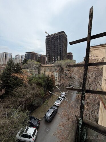 Satılır 2 otaqlı köhnə tikili 52 m², Nəsimi r., photo 12 from 14