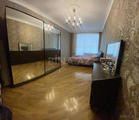 Продаётся 3-комн. новостройка 167 м², м. Низами, photo 12 from 15