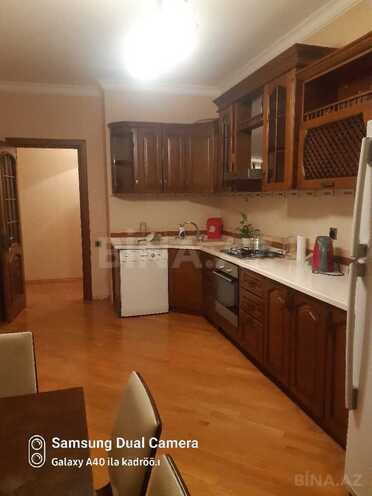 Продаётся 3-комн. новостройка 130 м², м. Низами, photo 4 from 11