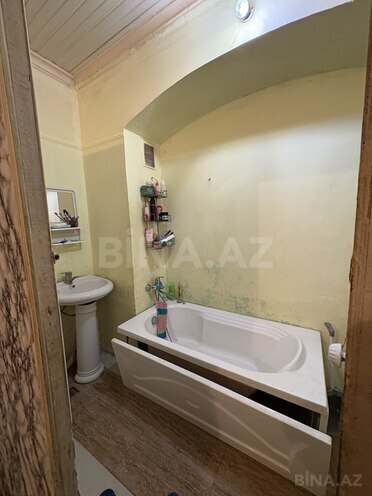 Продаётся 2-комн. вторичка 60 м², м. Низами, photo 11 from 19