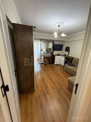 Продаётся 1-комн. вторичка 40 м², м. Гянджлик, photo 1 from 14